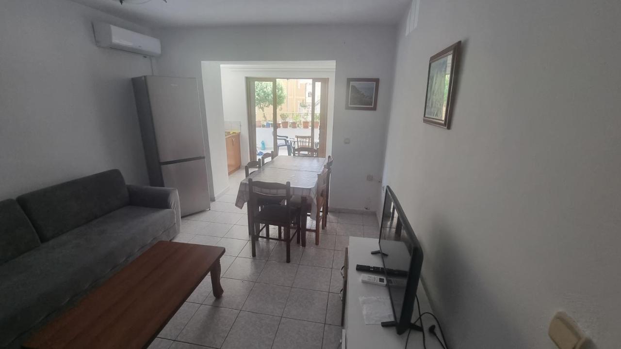 Teemo'S Apartments Sarandë 외부 사진